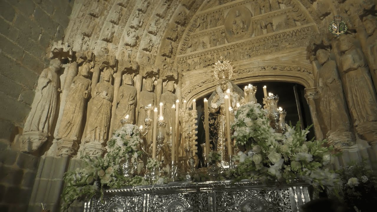 SALIDA DE LA CATEDRAL. PROCESIÓN EXTRAORDINARIA AÑO JUBILAR DE LA ESPERANZA