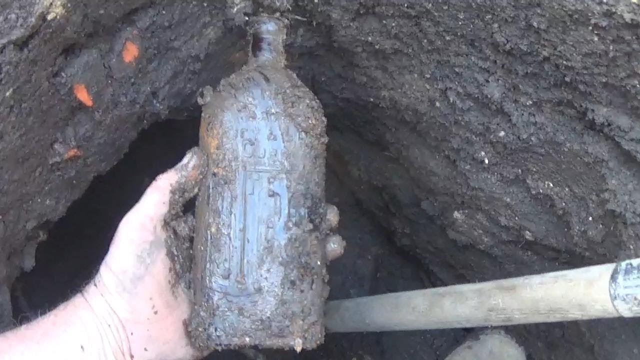 Solo Privy Digging Adventure (Dug 3 Pits)