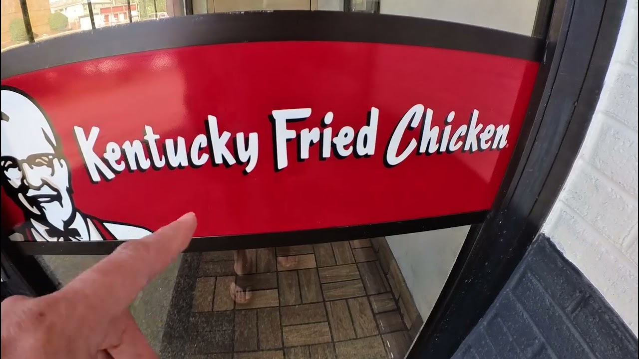 ABANDONED Kentucky FRIIIIIIIED Chicken. (East) Bloomington IL