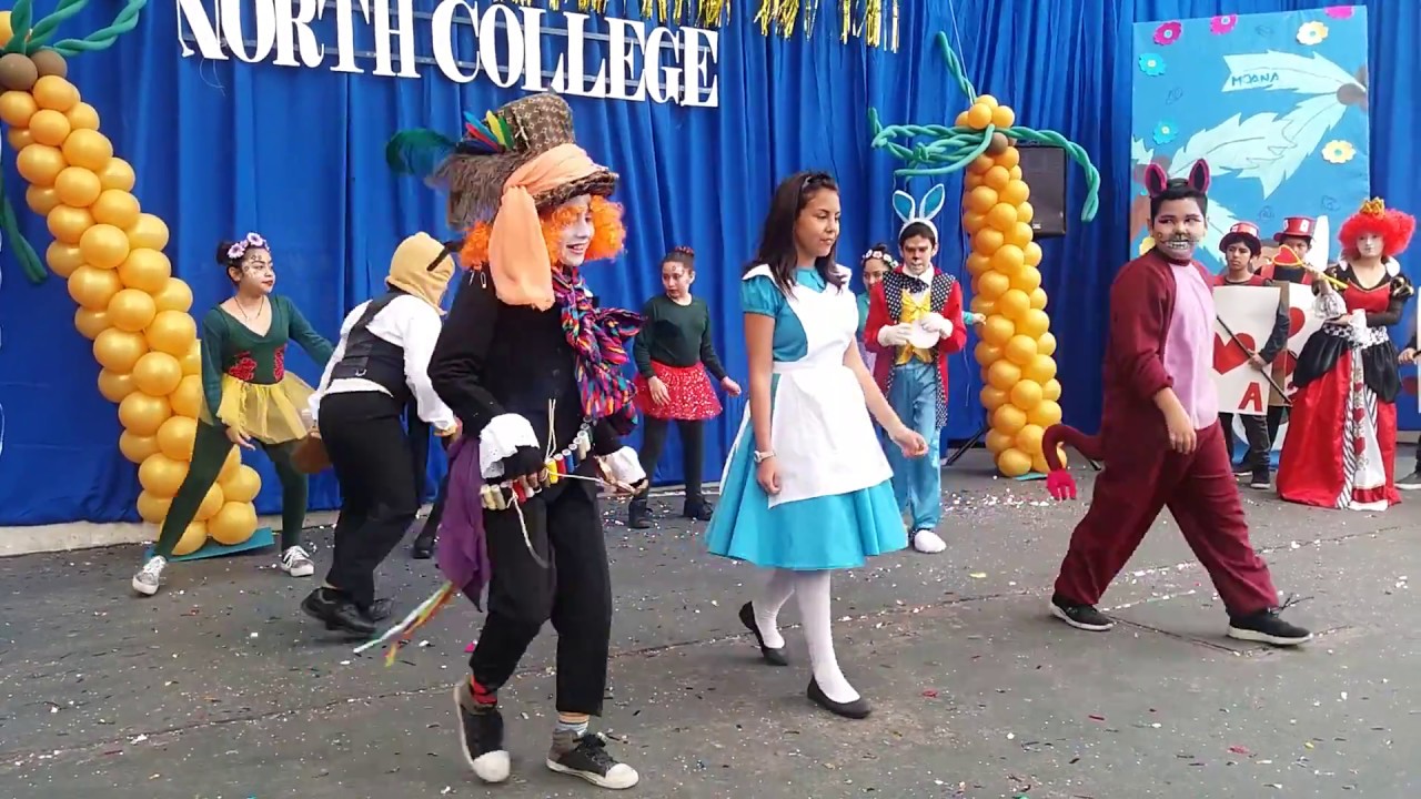6º Básico - Alicia en el país de las maravillas - Velada Aniversario 2017 North College