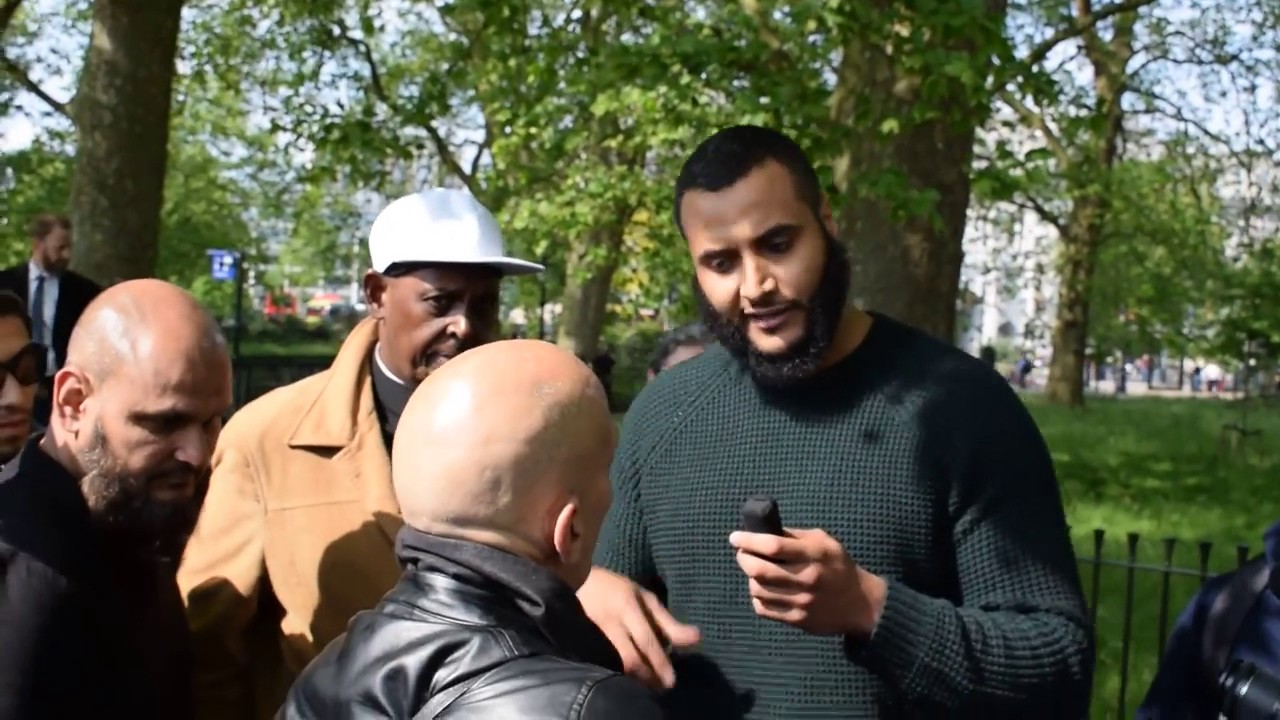 Is Homosexuality comparable to Incest ?