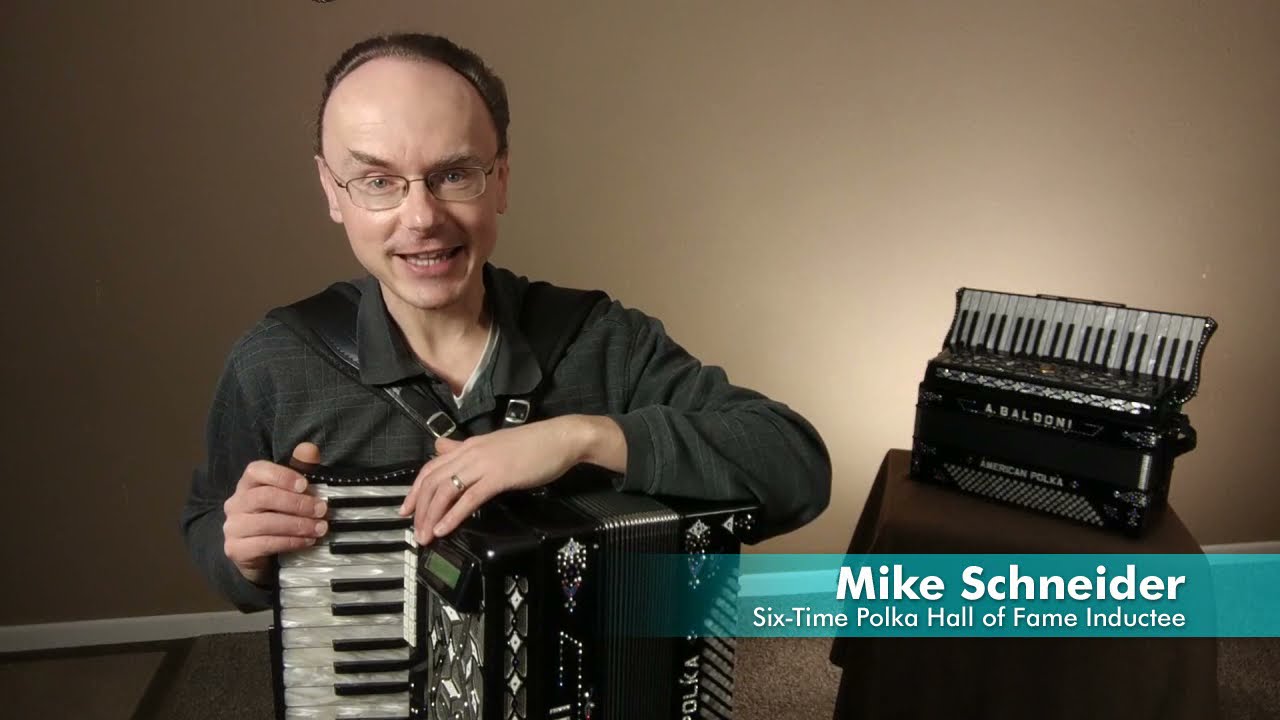 Mike Schneider Plays the Beer Barrel Polka (Roll Out the Barrel)