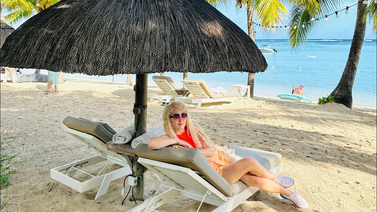La Pirogue Mauritius 4* - один из самых тусовочных отелей с шикарным пляжем