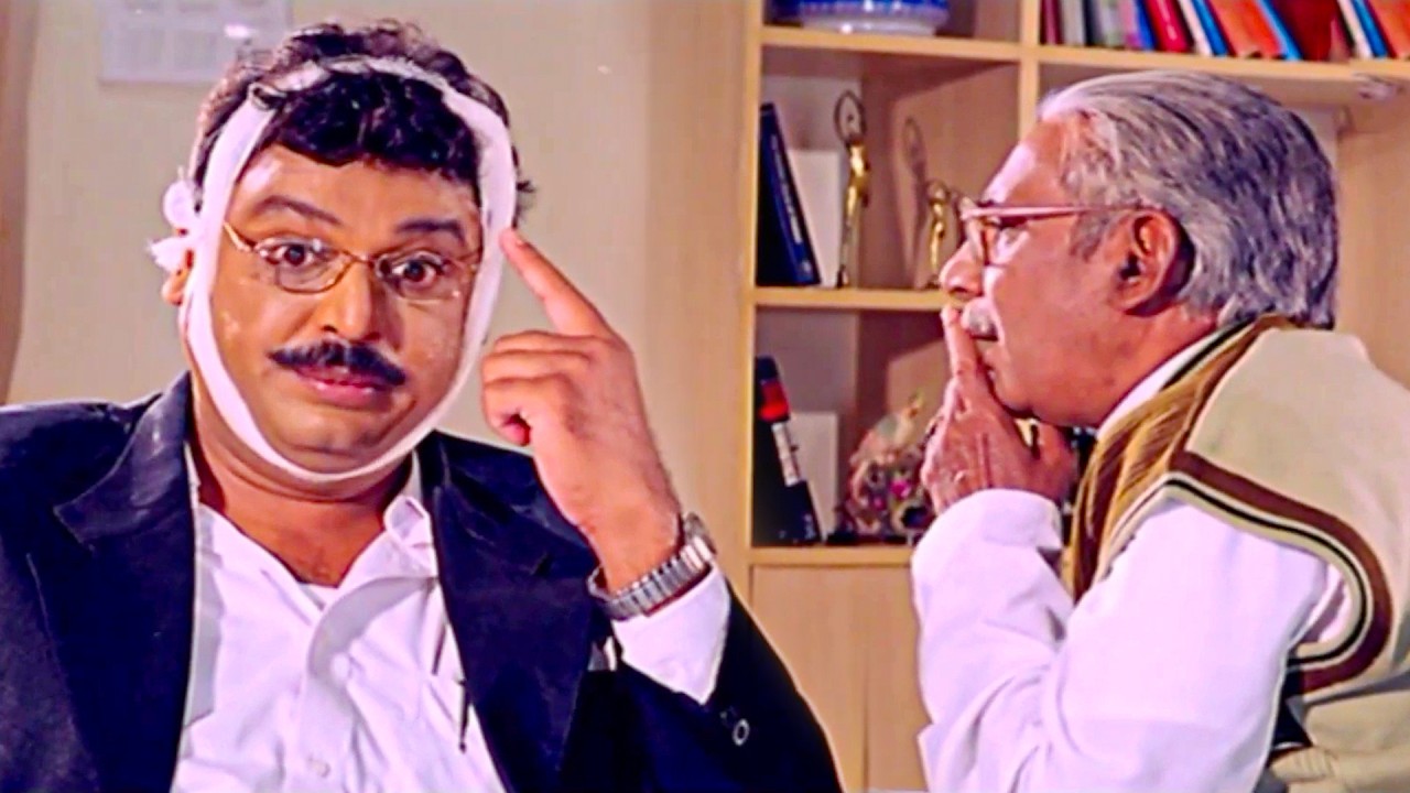 నా క్లయింట్ నన్ను కొట్టాడు.. | Naresh & Brahmanandam Comedy Court Scene | Latest Back To Back Comedy