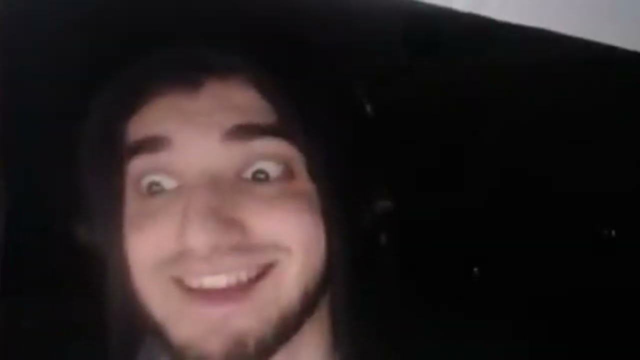 Mentally Unstable Schizomaniac plays TF2