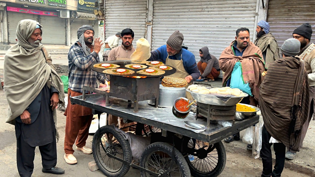 50 Rs /-😱 Forgotten Village BREAKFAST | PAKISTANI CLASSIC SAAG Paratha| DESI Food |ASIAN Street FOOD