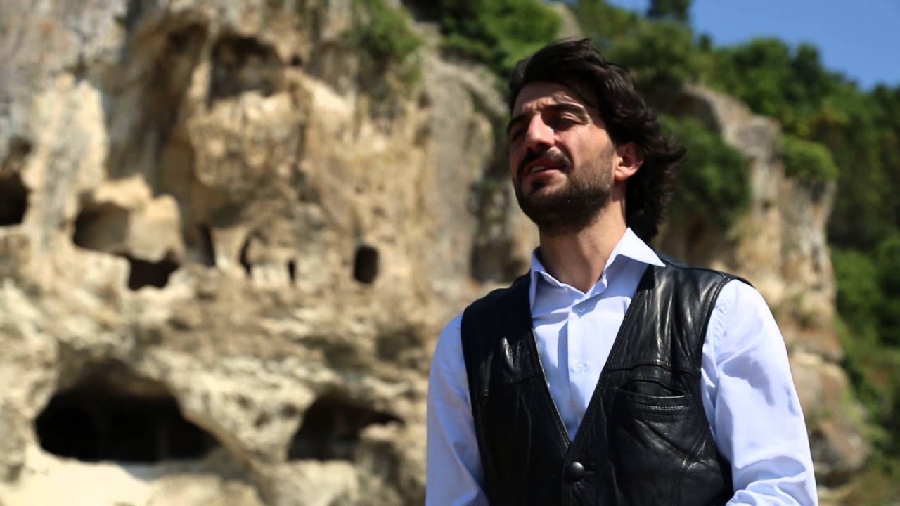 OZAN DILGEŞ ''Daye'' Klip, Mustafa Diyar Demirsoy (Derhêner) Yönetmen
