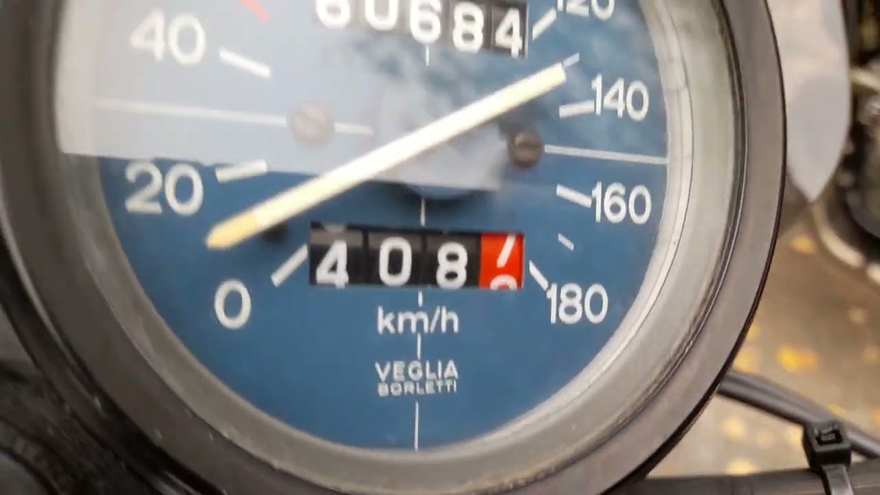 Moto Guzzi v 35  (1984 )
