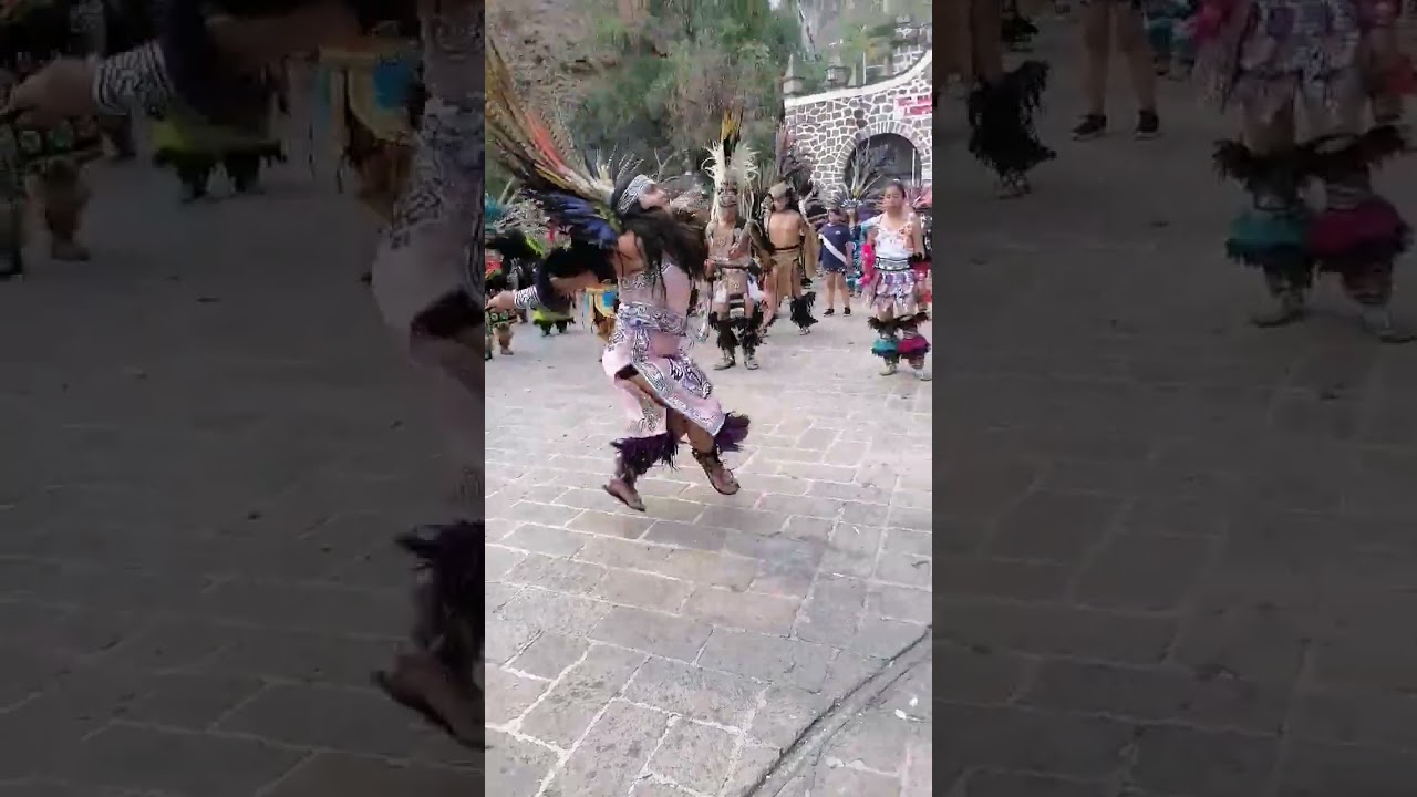 ❤️ #DanzaAzteca #aztecdancers #Tradiciones #aztec #HEREDEROSDEUNATRADICI&Oacute;N