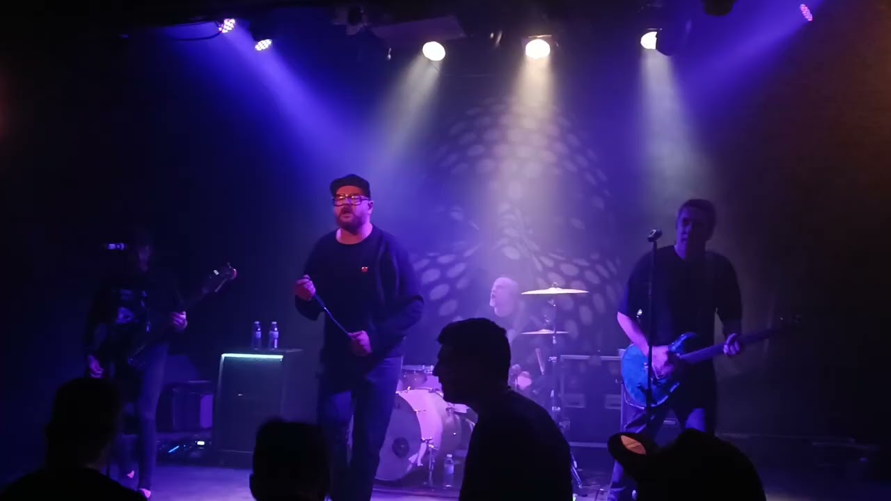 Doña Ines - Aphonnic (En directo)