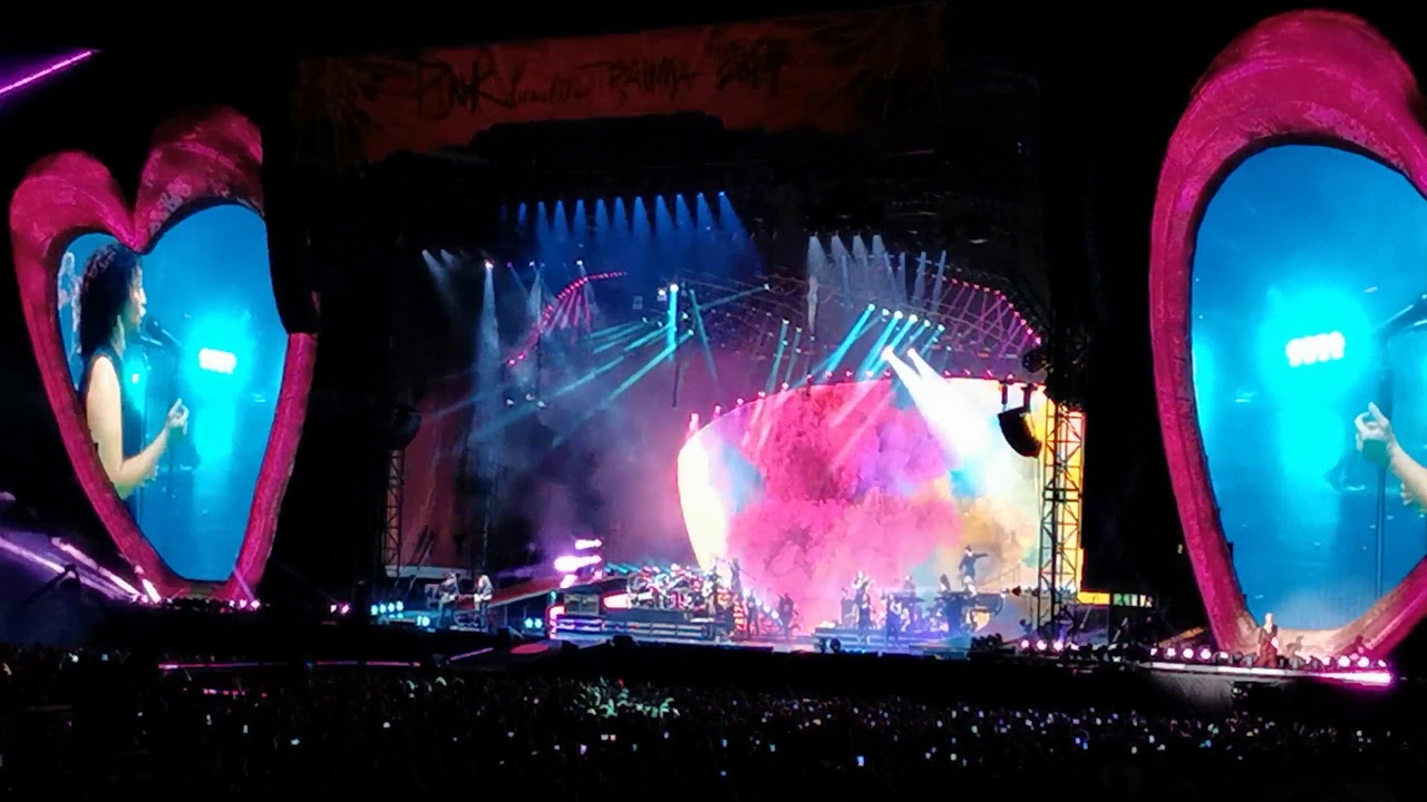 PINK - Blow Me - live in Munich 2019
