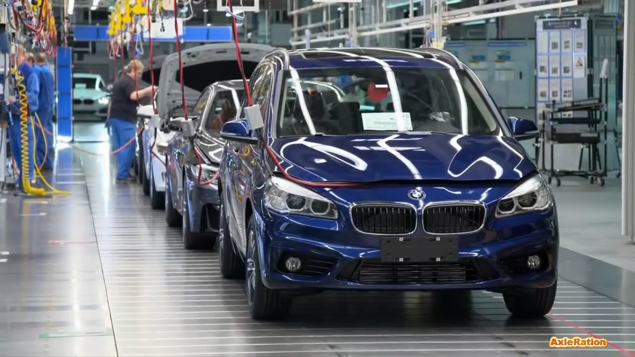 Так собирают Ваш BMW-2 Gran Tourer.Assembling Your car BMW-2