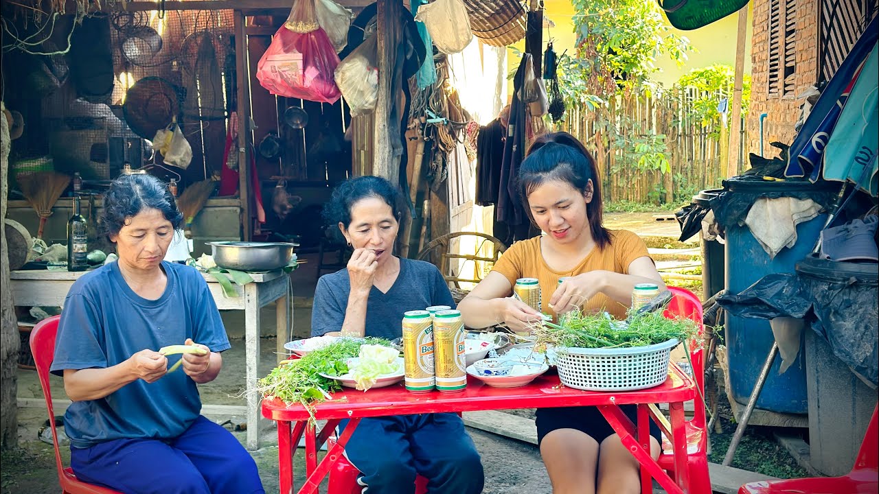 มาหาสาวอารีคนสวยกันค่ะ ทำอาหารพื้นบ้านอร่อยให้กินด้วย