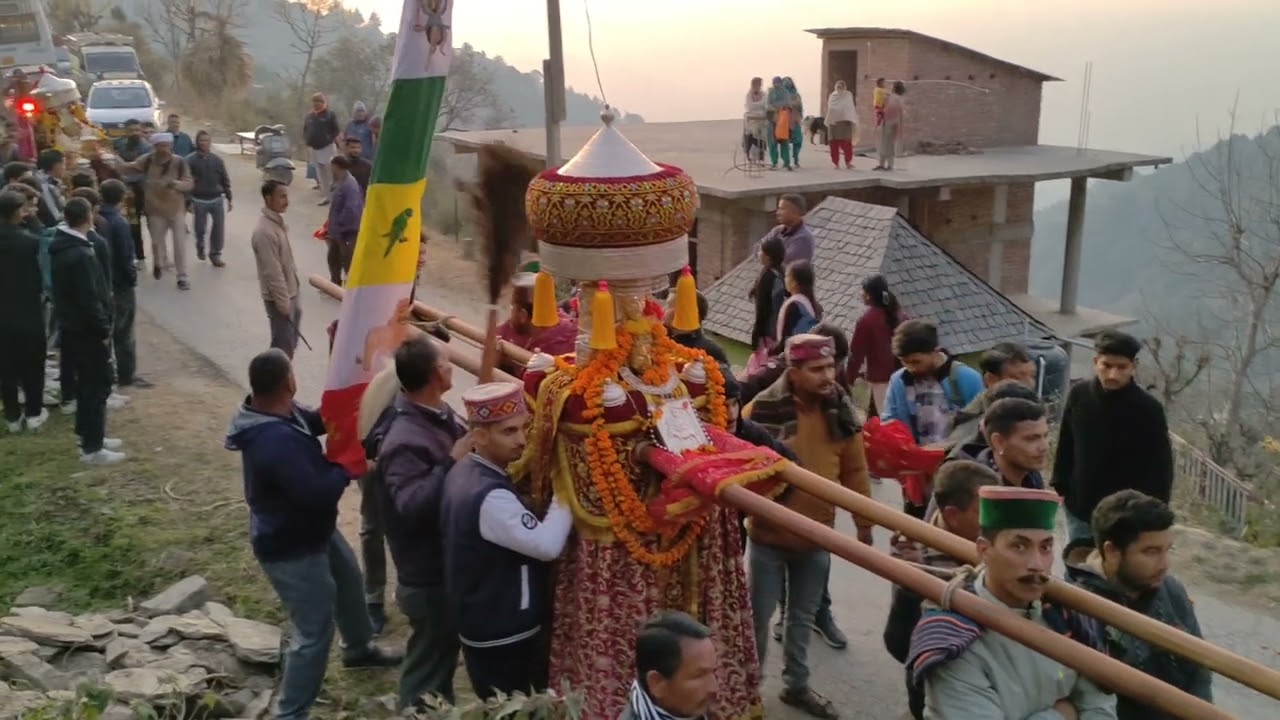 //देव बाला टीका शिल्ही लटोगली और शिव शक्ति गौरा मधोगन और बुनाली देवी का अदभुत मिलन// dev bala tikka