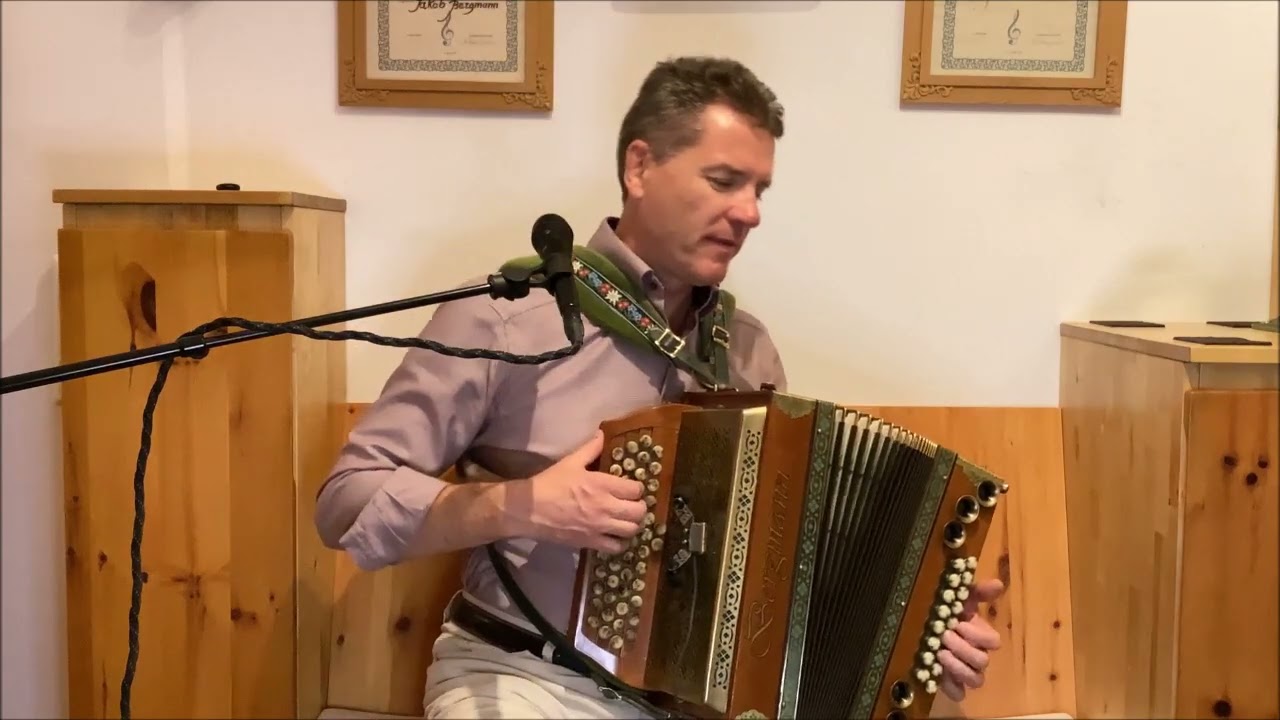 Meine Harmonika mit Weltmeister auf der 