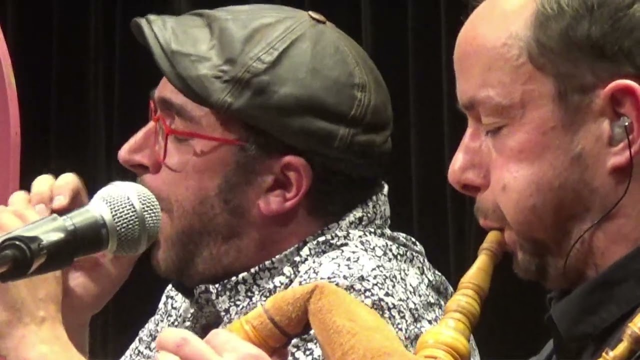 202446 Guillou Le Loupp Laridé Gavotte