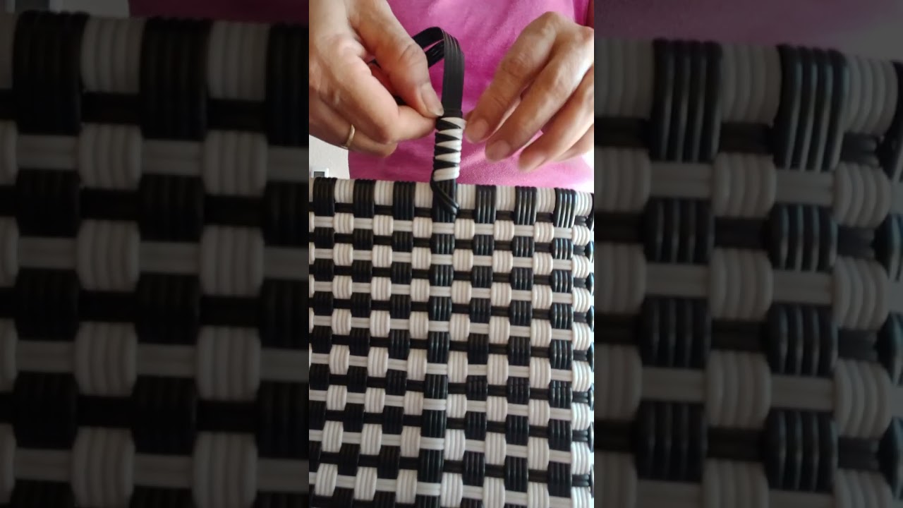 Tejido de una asa en dos colores