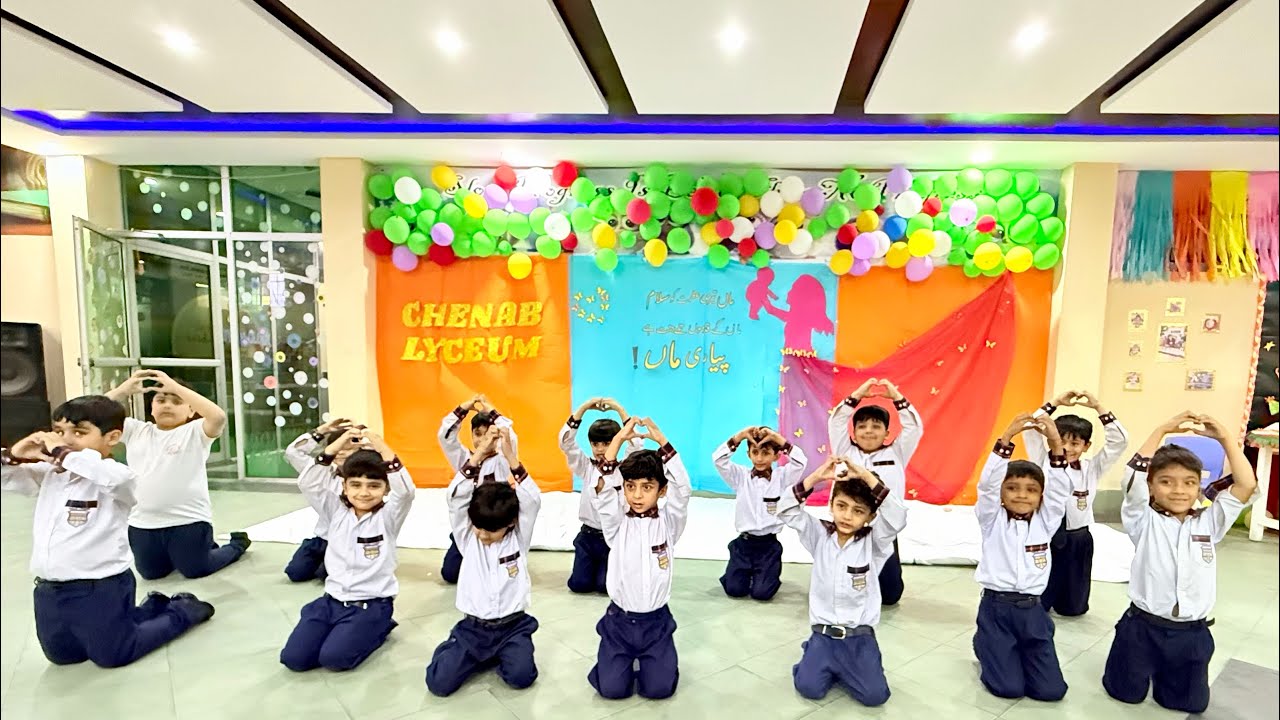 Happy Mother’s Day, Pyari Mama — A Heartfelt Performance by Grade 1 at Chenab Lyceum