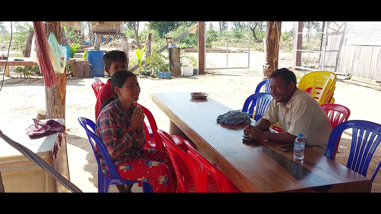 បងស្រីម៉ៅផាតមិនស្គាល់ពូទូចទេកុហកគាត់លេងសិនហើយ