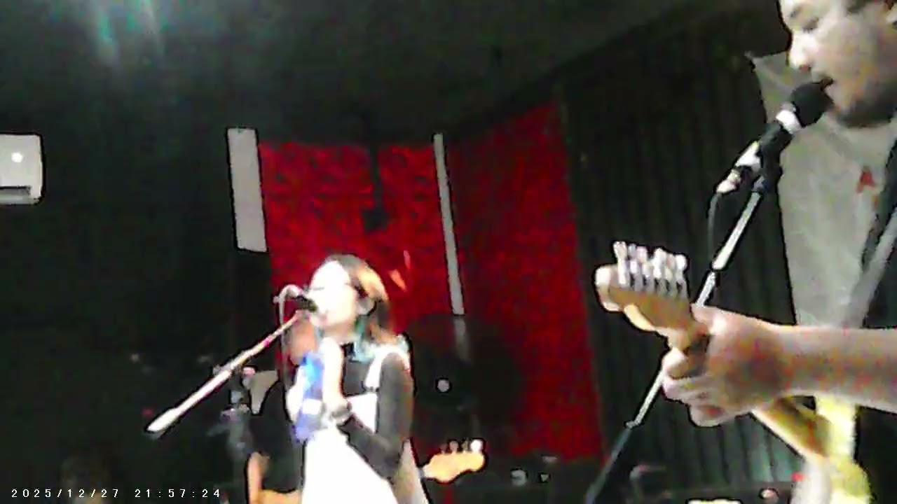 Aggi - Punk Boy Meets Punk Girl So What (Live at Disanorak Presente 3)