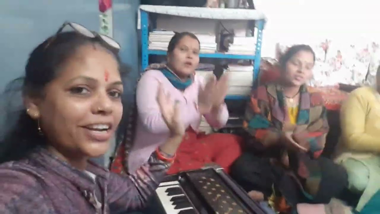वृंदावन में उड़े रे गुलाल का दो राधा रानी से | होली स्पेशल भजन | #holispecial #bhajan 