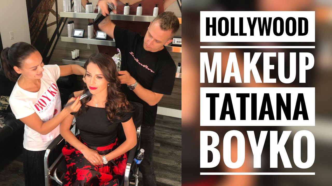 HOLLYWOOD MAKEUP.