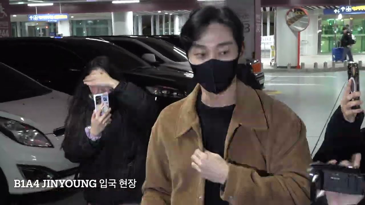 231216 #B1A4 #JINYOUNG #진영 인천국제공항 입국 FANCAM