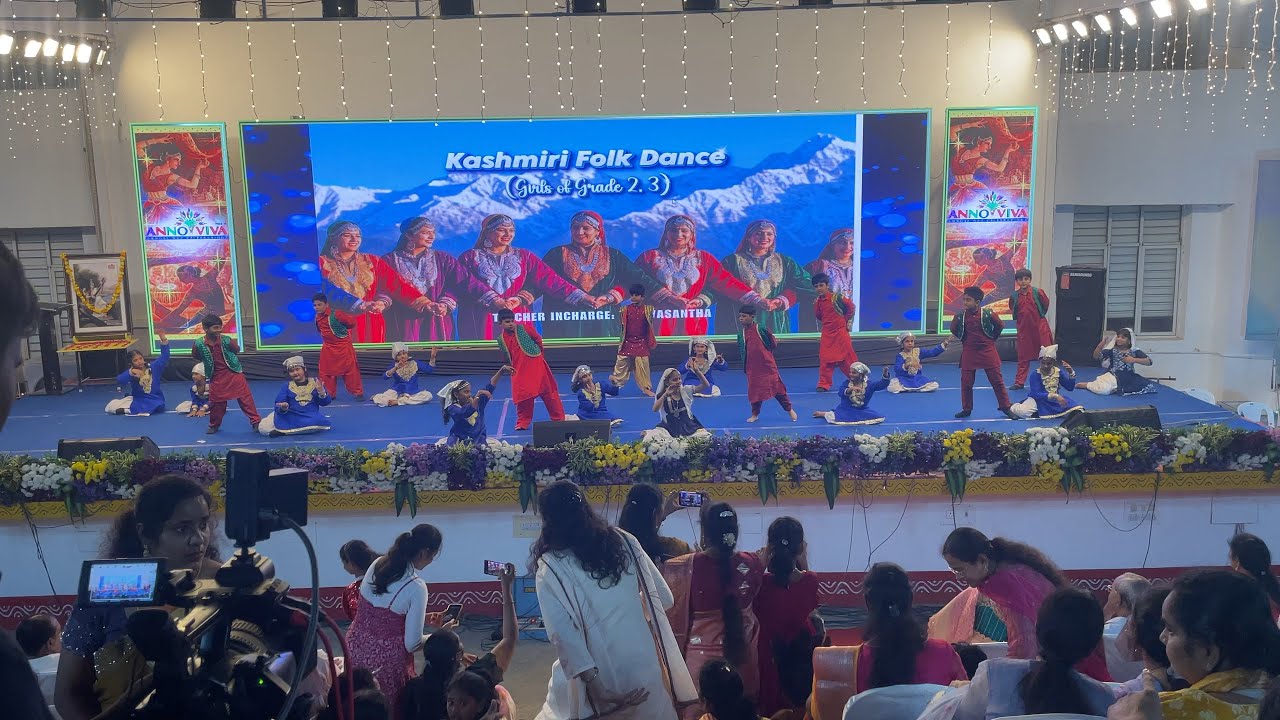 Akira Dance for Bumbro song (Kashmiri Folk Song) in VIVA School Annual Day Celebrations