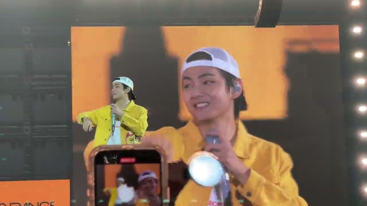 BTS Allegiant Stadium 4th Row V Kim Taehyung Speech IMG 1375