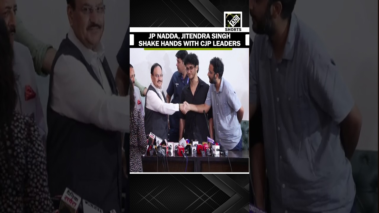 JP Nadda and Jitendra Singh shake hands with CJP leaders after agitation withdrawal in Delhi