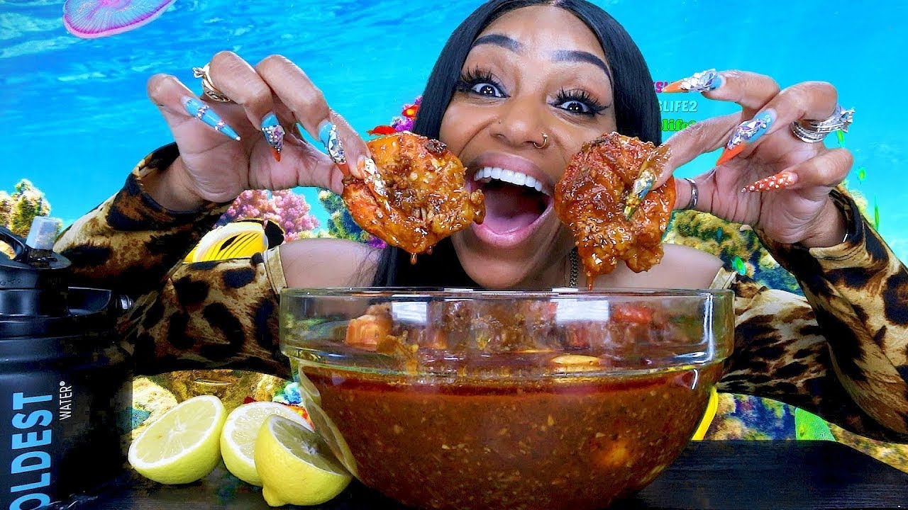 Giant Shrimp Boil Smackalicious Mukbang