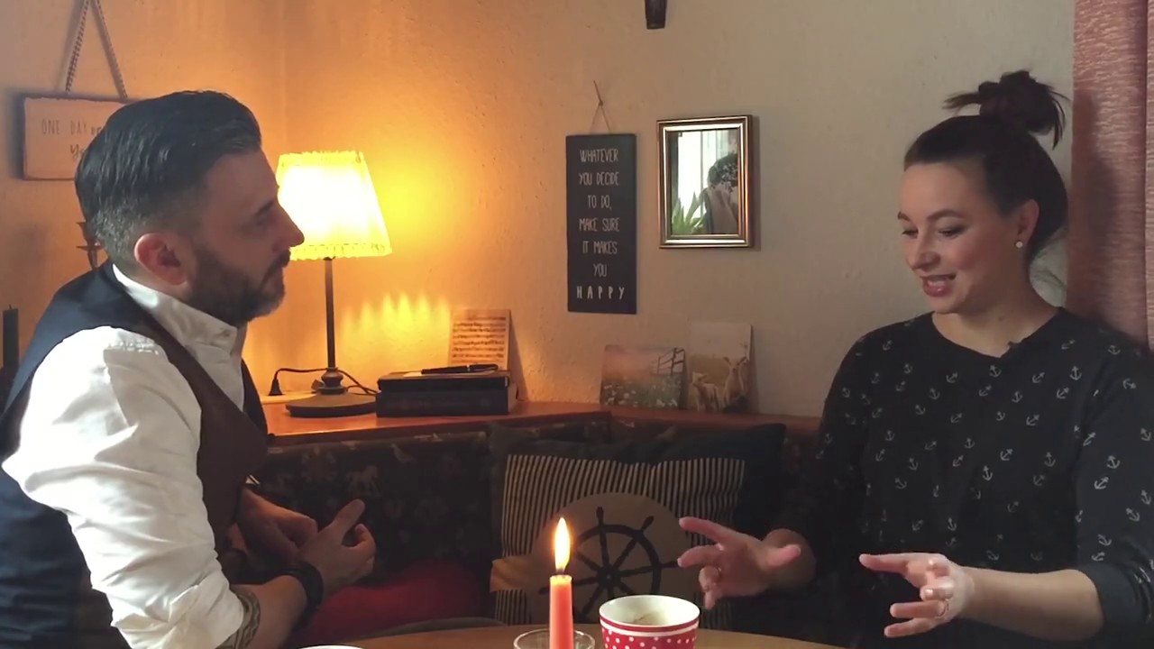 Zum zN&uuml;ne bei Sopranistin Miriam Feuersinger