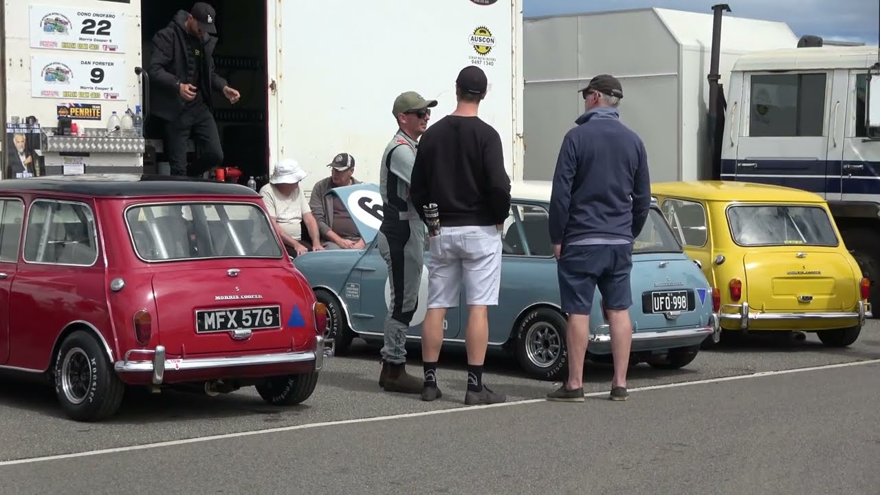 Historic touring cars under 2 litres Phillip Island 2023