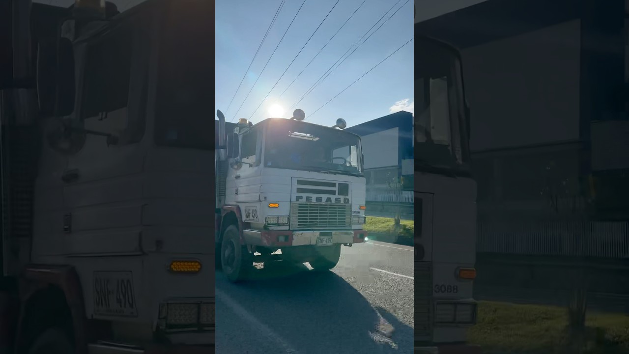 Un poco viejo y feo ESTE PEGASO 4 MANOS #viejaguardia #camiones #pegaso #cummins #truck #shorts