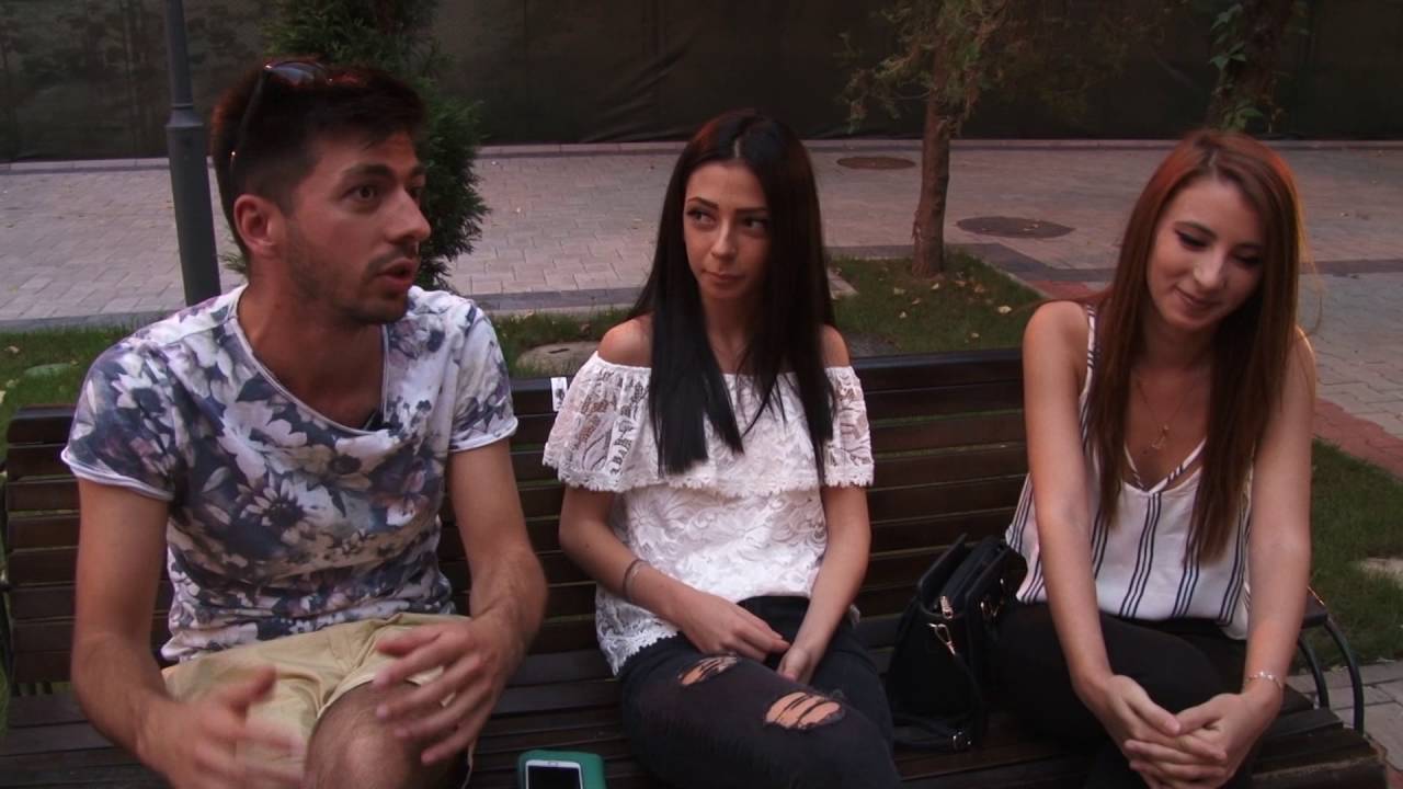Mă mut în București. În cămin