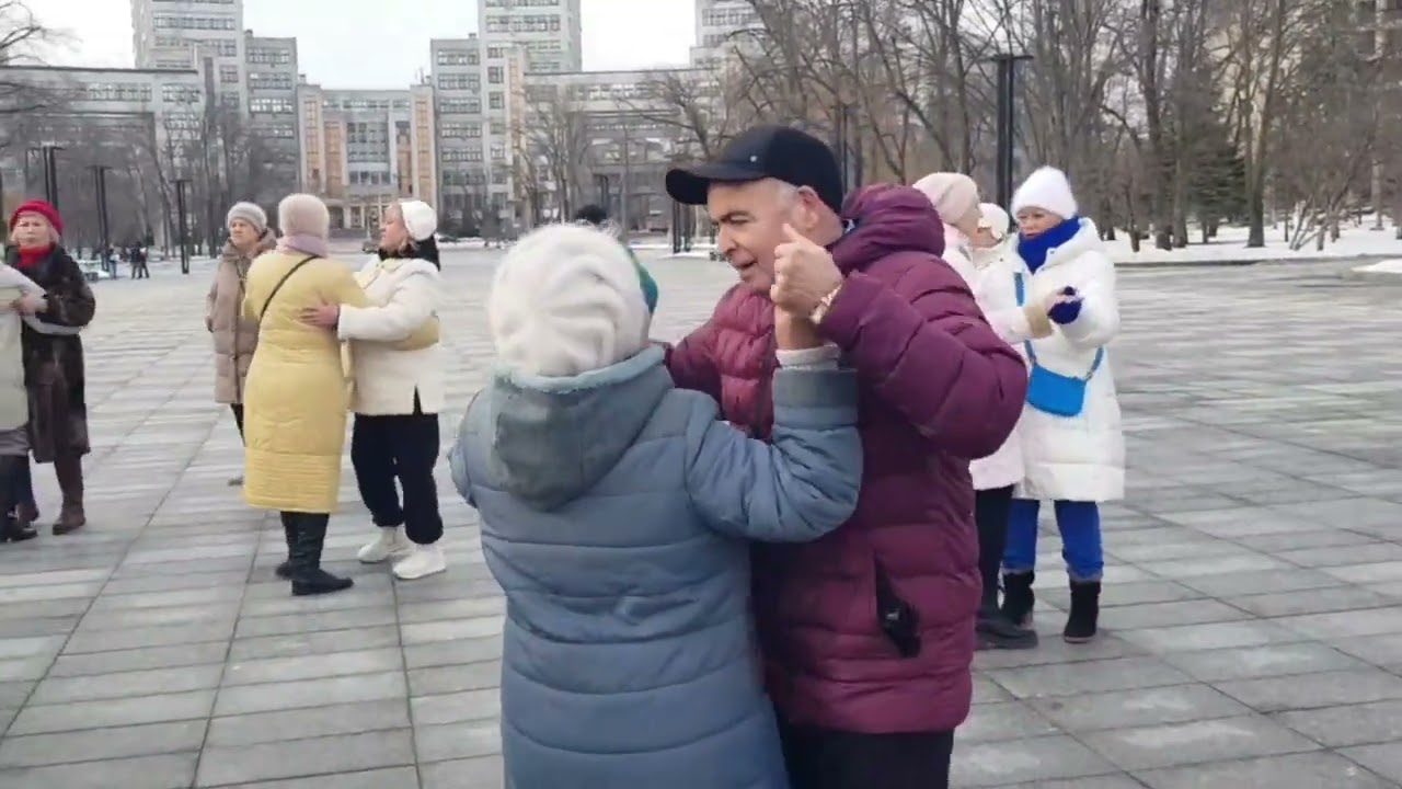 КРАСИВАЯ ПЕСНЯ И НЕЖНЫЙ ТАНЕЦ!!ВАСИЛЬКОВОЕ ПЛАТЬЕ!!