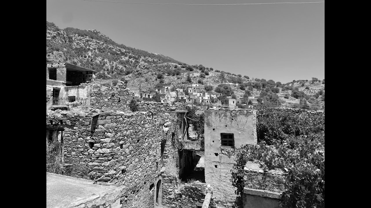 ABANDONED village in Crete | URBEX |