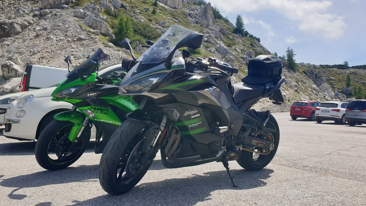 Ninja 1000 sx & Z1000SX - Mountain Passo Valparola (italian Dolomites) (RAW video)