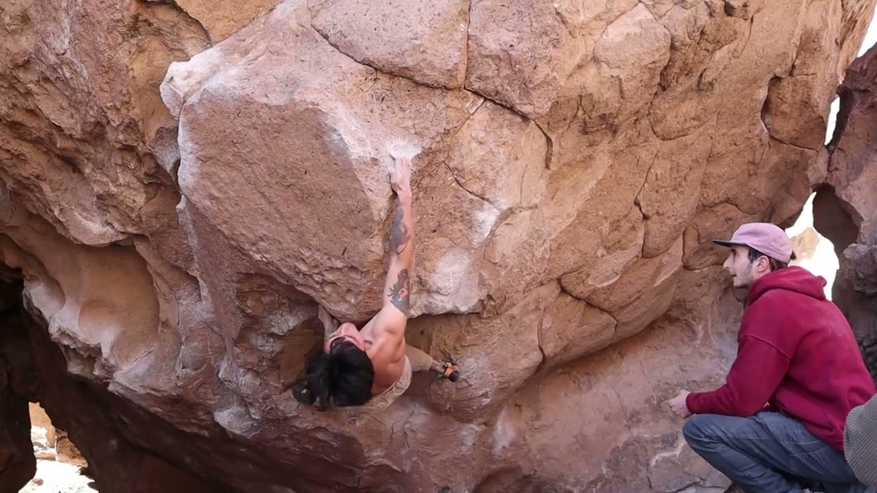 Standing Kill Order v10: Happy Boulders, Bishop Bouldering