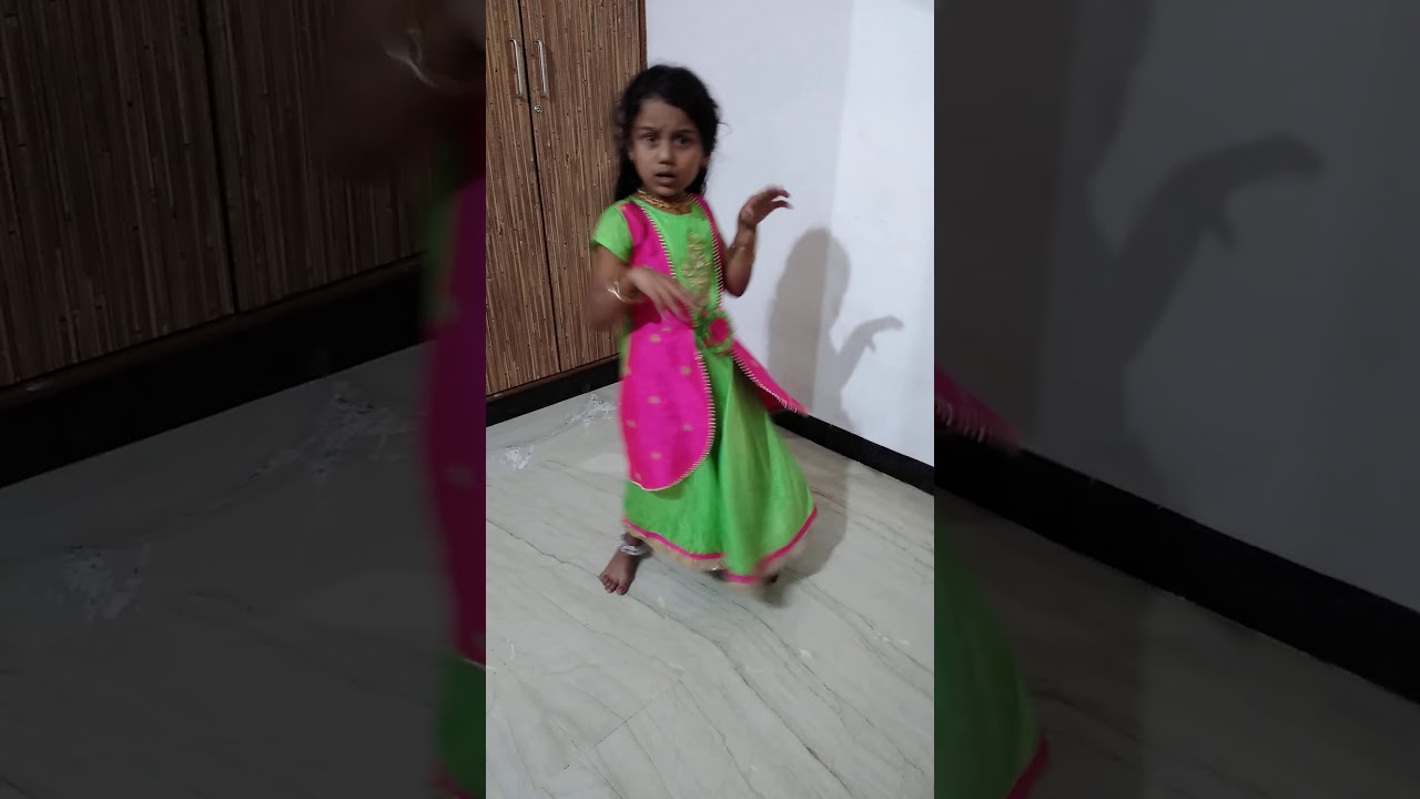 Basanni Baa Dance by 5 years old Raksha - D' BOSS song