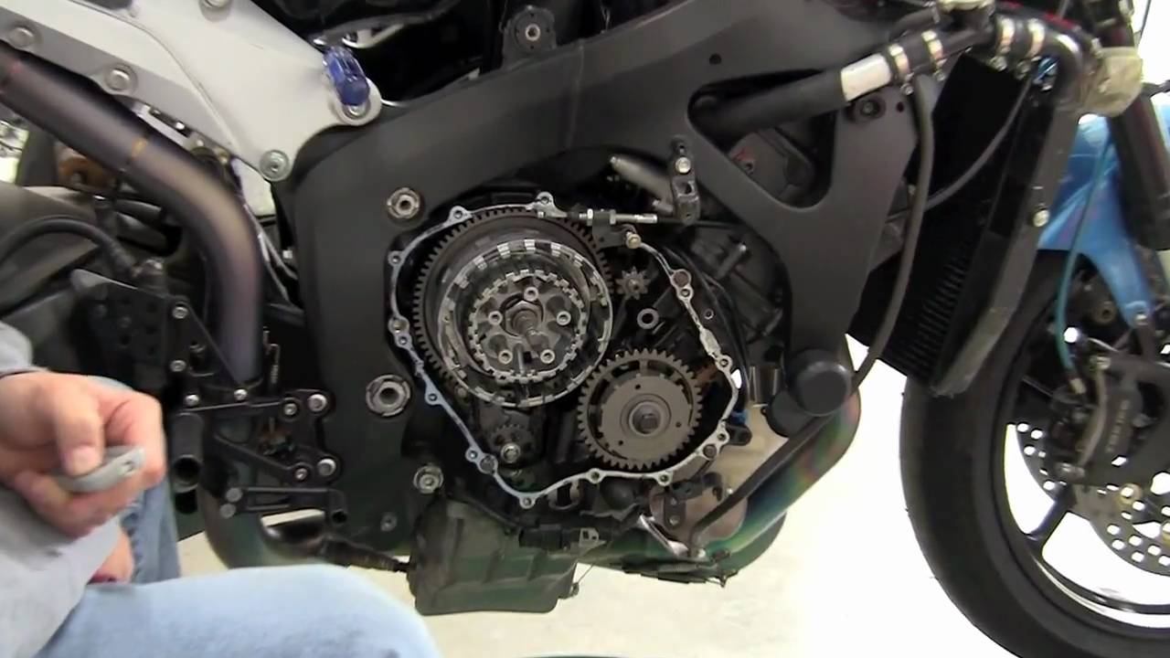 CBR 600RR Slipper Clutch Install Part 1 of 2