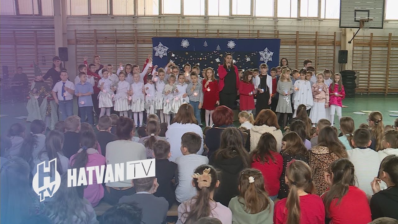 A Hatvani 5. Sz&aacute;m&uacute; &Aacute;ltal&aacute;nos Iskola kar&aacute;csonyi &uuml;nneps&eacute;ge