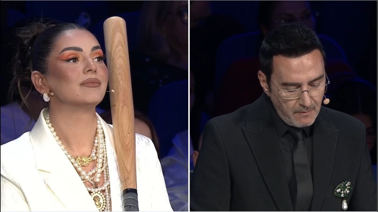 “O shok,duhet me nis me ia gjet defektet”/Fifi: Fajin e ka Pirro Çako,ty sikur s’të ka pëlqyer kënga