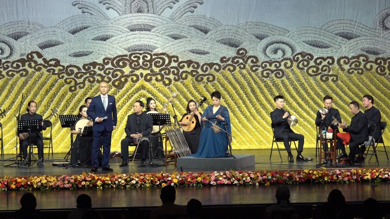 京剧《锁五龙》选段--“号令一声绑帐外”，演唱：王越
