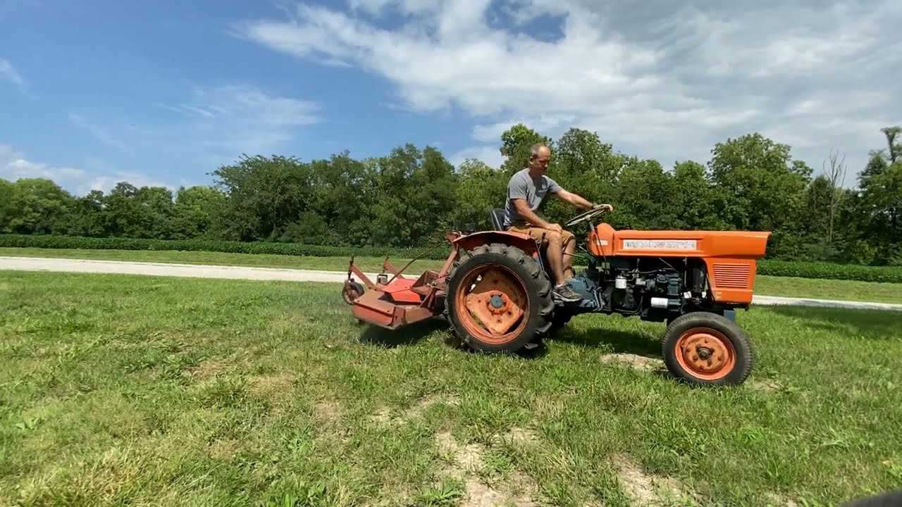 SOLD: Kubota L175 Subcompact Utility Tractor
