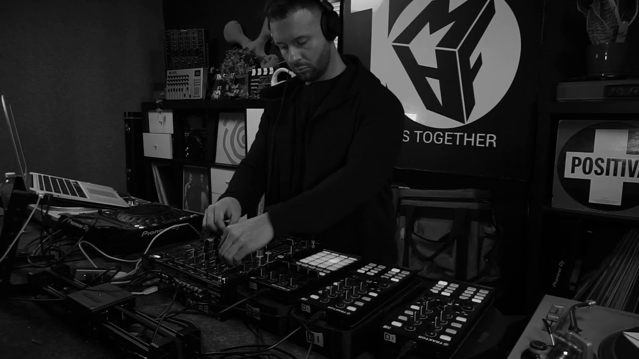 VIKTOR___ABAI x Lockdown hybrid DJ set at MAF Studio 2021