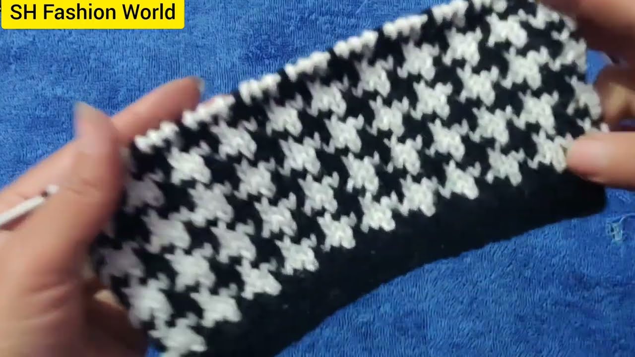 Two colours knitting design / black and white sweater Two colours knitting design for sweater