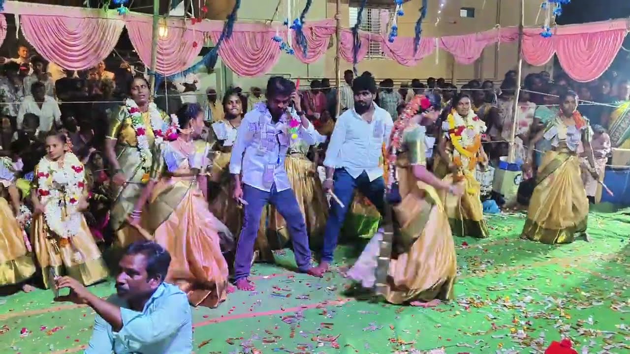 అశోక్ కోలాటం మైదుకూరు 9010051312 చెమల పల్లె గజ్జల పూజలో నల్లూరినిరజన అంటూ చూడండి ఫ్రెండ్స్ 