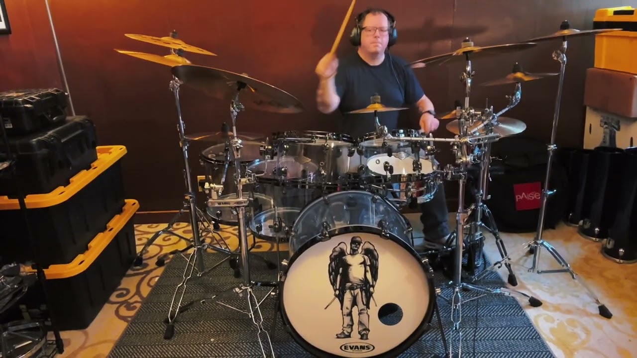 “HOUNDS OF WINTER” - Sting #drummingacademy #drums #sting #rhythmsaint  