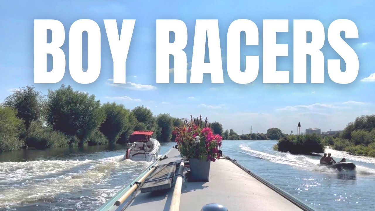 SPEEDING BOATS On The RIVER TRENT | Torksey Lock To Fiskerton By Narrowboat In One Day Ep 37